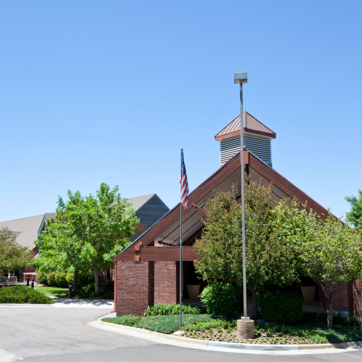 Someren Glen Senior Living Community in Centennial, CO - the johnson center to someren glen