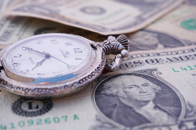 someren glen close up of pocket watch and dollar bills Someren Glen Senior Living Community in Centennial, CO - someren glen close up of pocket watch and dollar bills